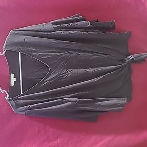 Umgee Gray Flutter Sleeve Top